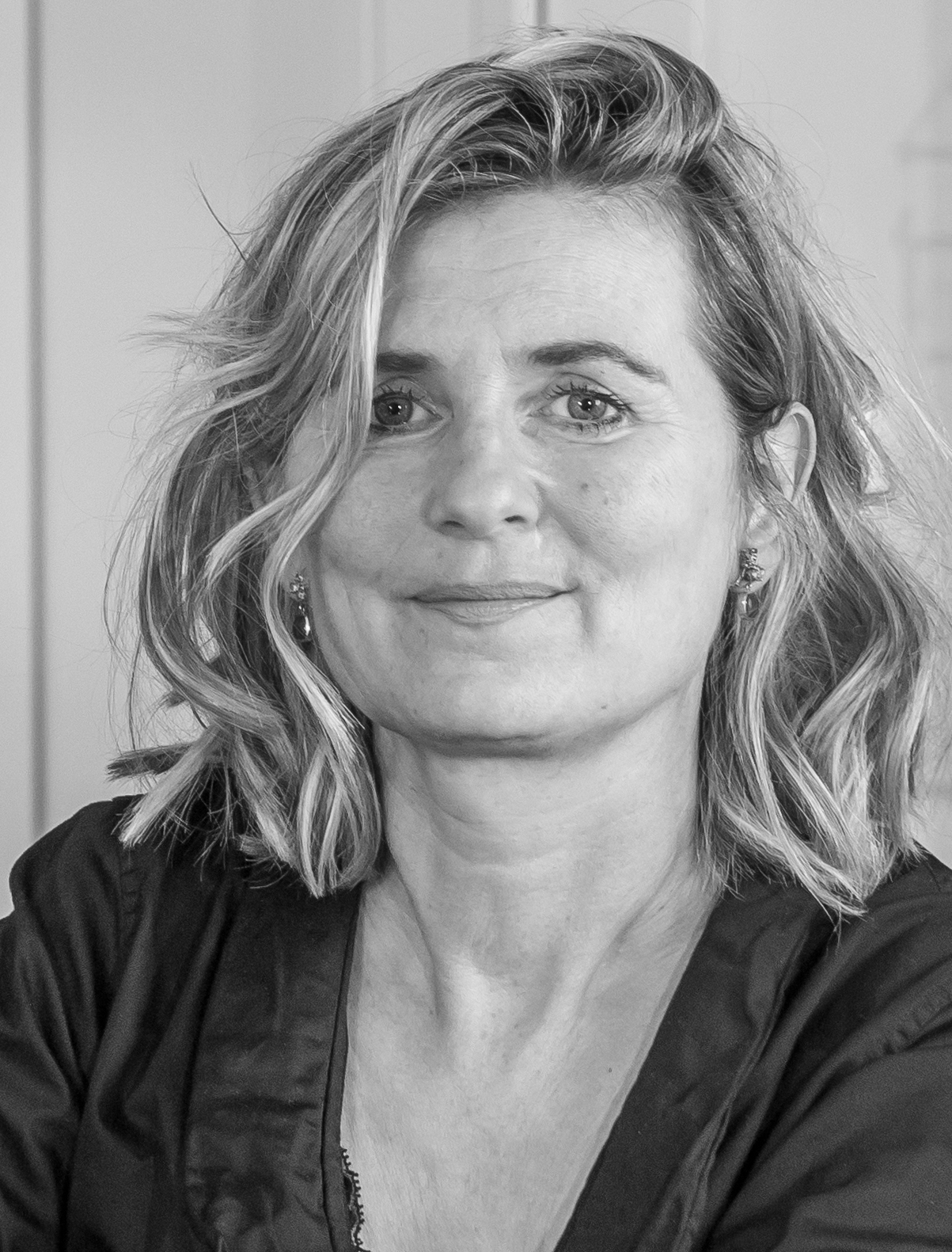 Susanne-Gross_300dpi_Websiteportrait_sw